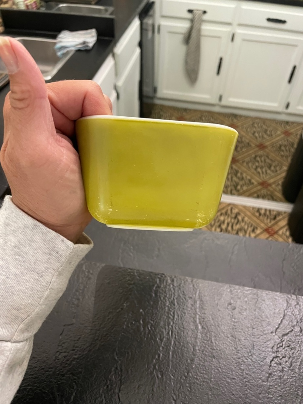 Pyrex Verde Frigie Set- No Lids Vintage Yellow Glass Baking/Storage Dish Set - Picture 9 of 15